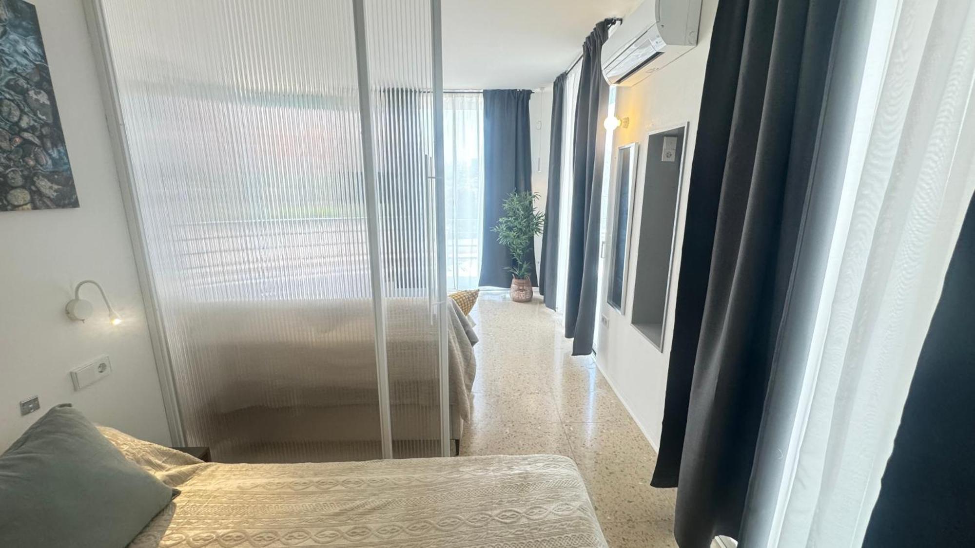 Estudio Con Piscina Аликанте Экстерьер фото