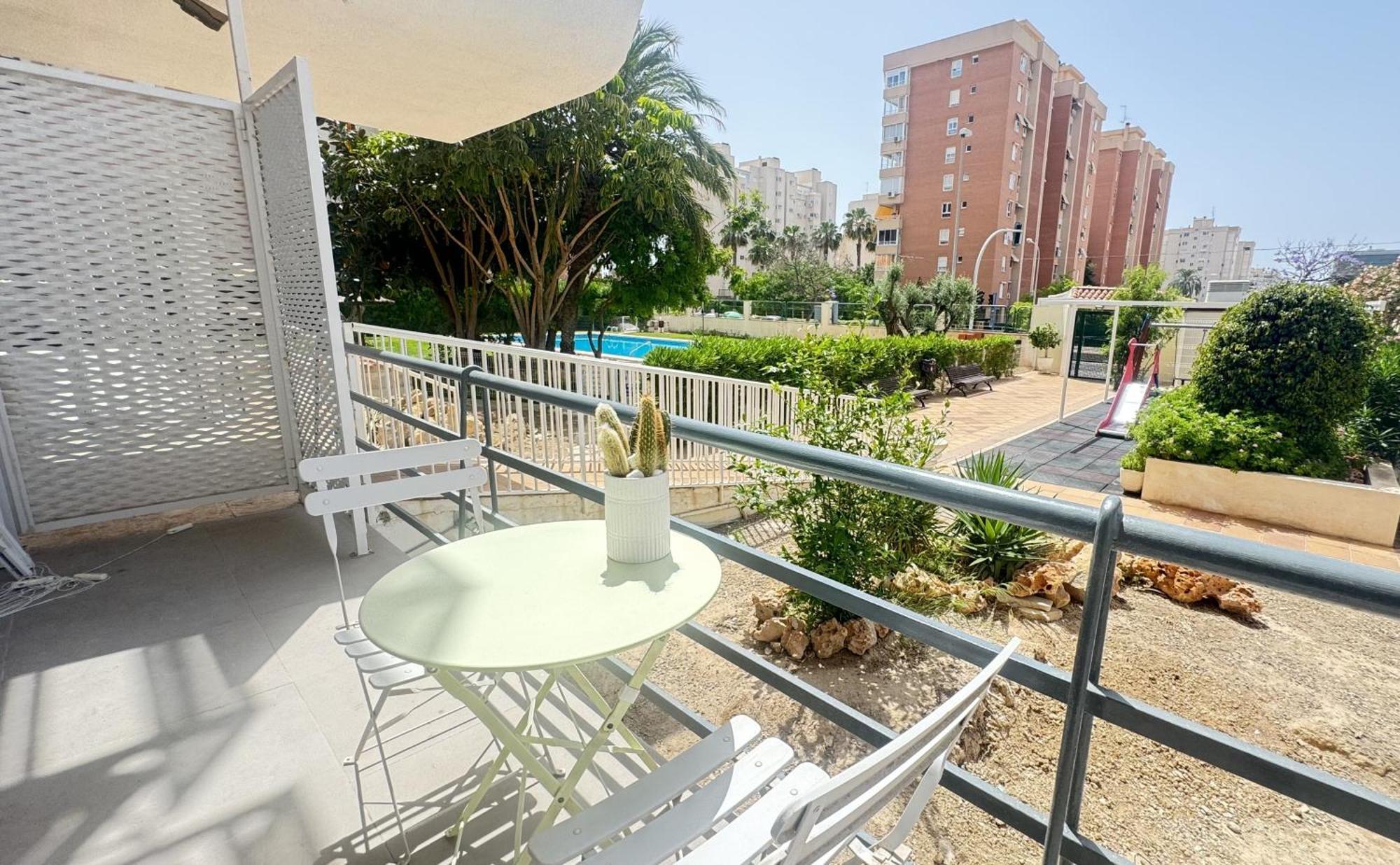 Estudio Con Piscina Аликанте Экстерьер фото