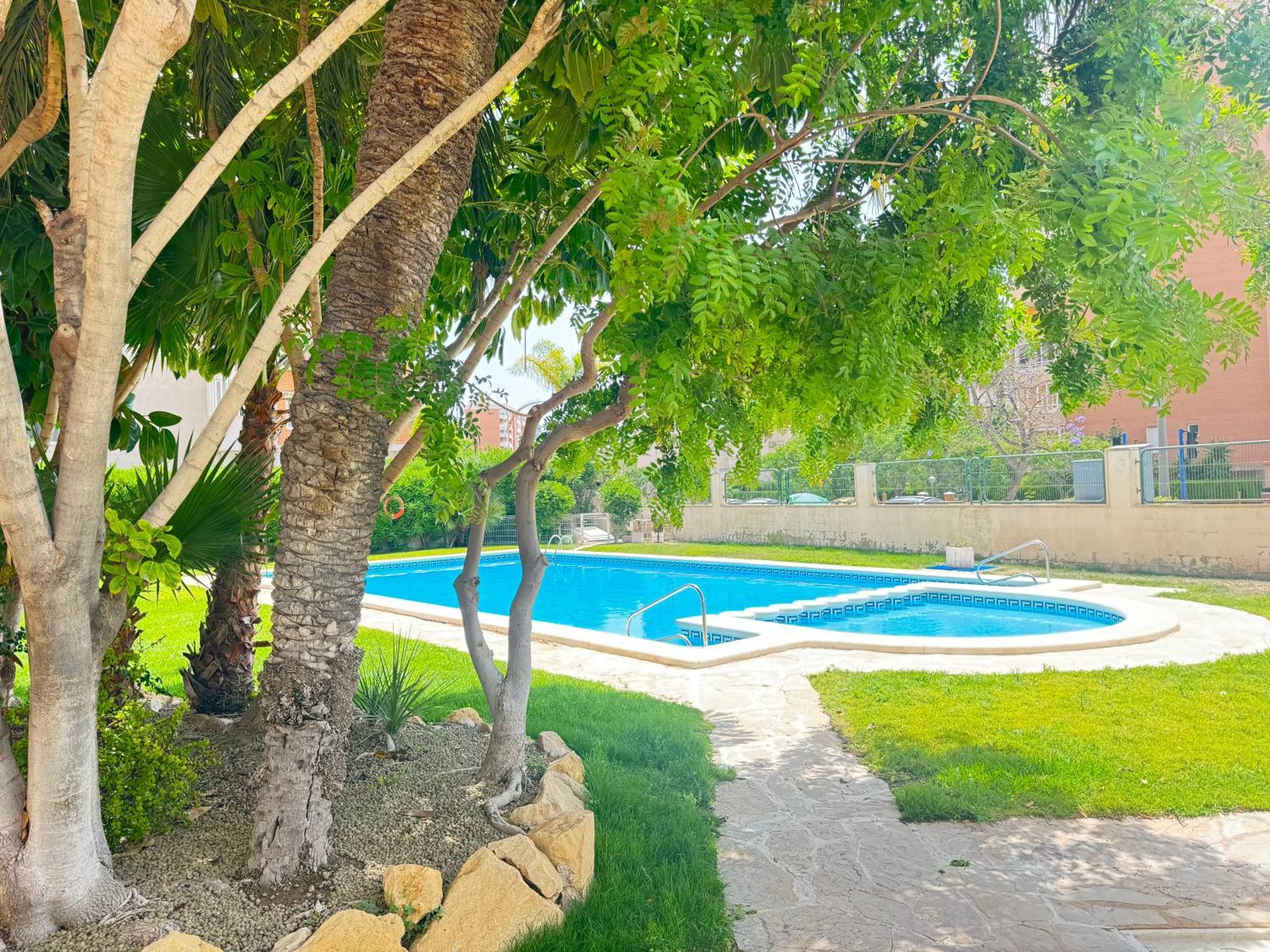 Estudio Con Piscina Аликанте Экстерьер фото